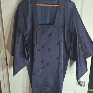 Chic Dark Blue Kimono with Geometric Design